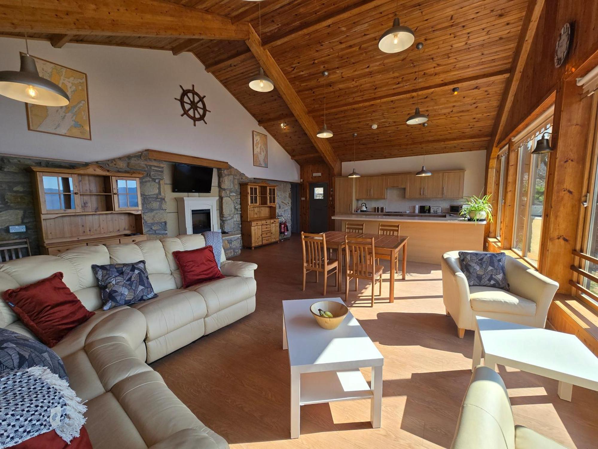 Melfort Pier & Harbour Resort Kilmelfort Стая снимка