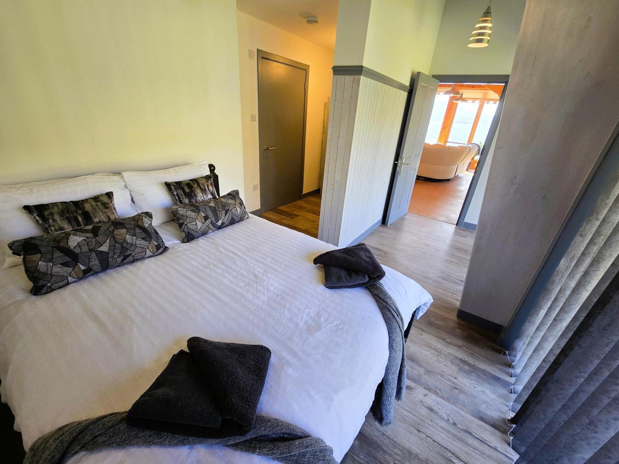 Melfort Pier & Harbour Resort Kilmelfort Стая снимка